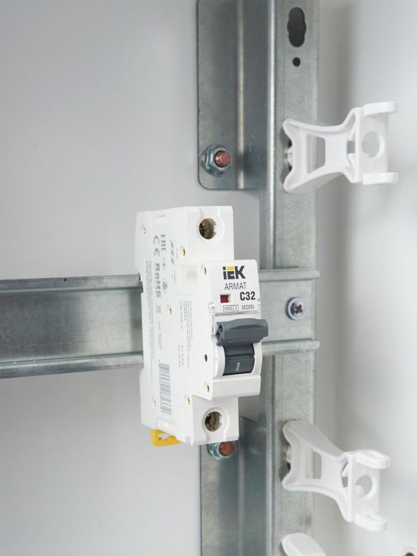 Выключатель автоматический модульный 1п C 32А M06N — изображение 9