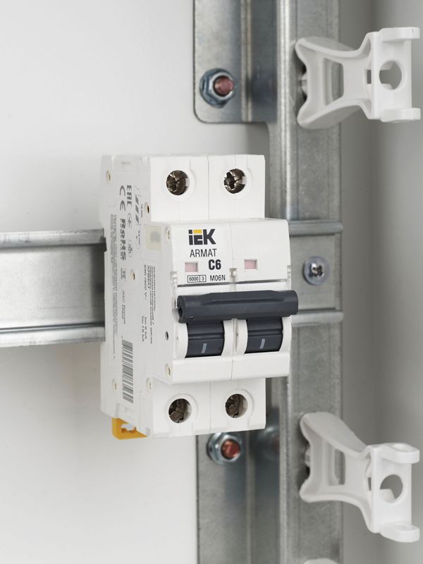 Выключатель автоматический модульный 2п C 6А M06N — изображение 9