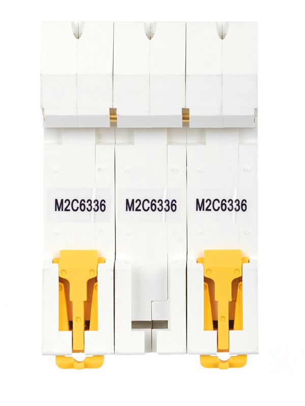 Выключатель автоматический модульный 3п C 63А M06N — изображение 4