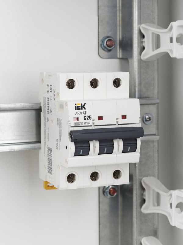 Выключатель автоматический модульный 3п C 25А M10N — изображение 9