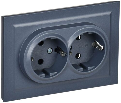 Розетка 2-м СП BRITE РСш12-3-БрМ 16А в сборе с заземл. защ. шторки маренго