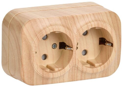 Розетка 2-м ОП GLORY РСш22-3-ХС 16А с заземл. защ. шторки сосна