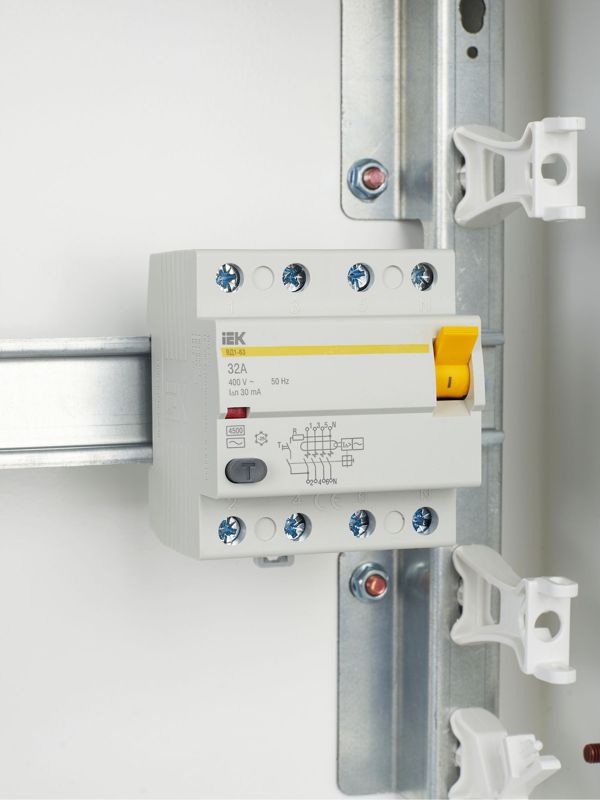 Выключатель дифференциального тока 4п 32А 30мА тип AC ВД1-63 — изображение 10