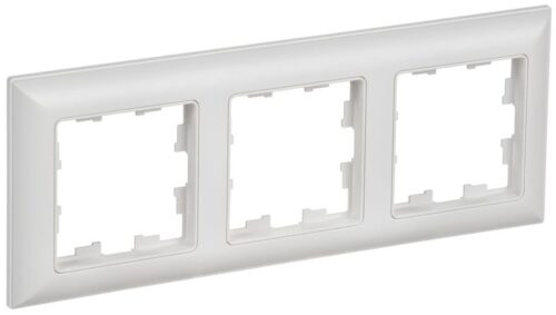 Рамка 3-м BRITE РУ-3-БрАБ арктич. бел./бел