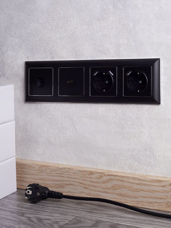 Рамка 4-м BRITE РУ-4-Бр хром/черн — изображение 5