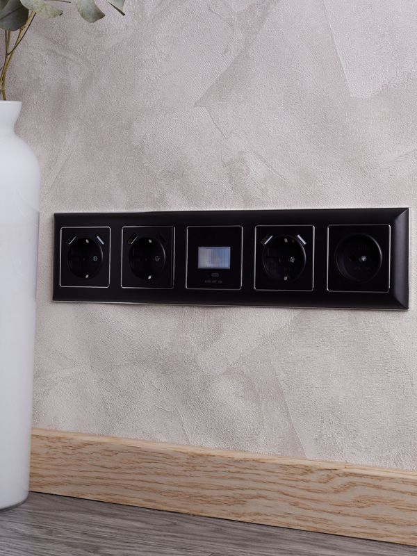 Рамка 5-м BRITE РУ-5-Бр хром/черн — изображение 5