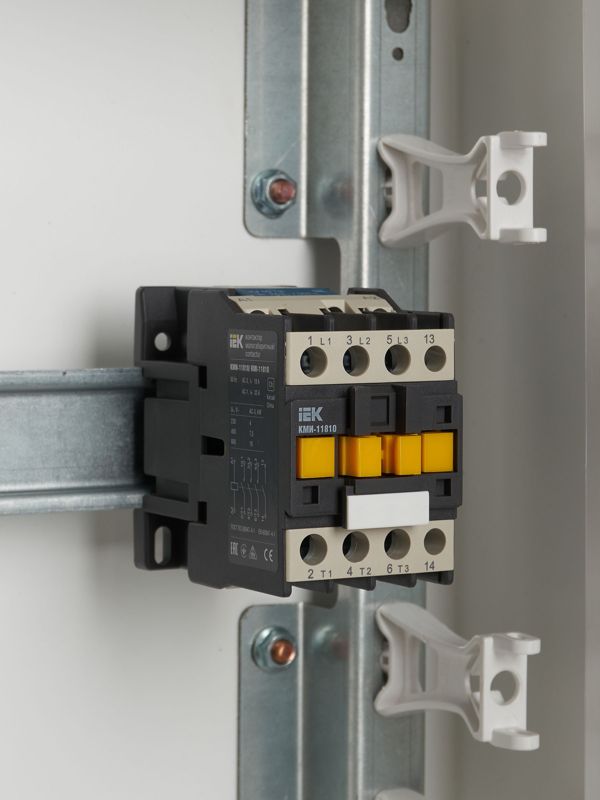 Контактор КМИ-11810 18А 24В/АС3 1НО — изображение 9
