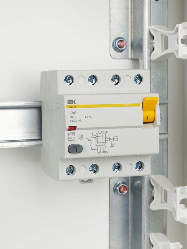 Выключатель дифференциального тока 4п 25А 30мА тип AC ВД1-63 — изображение 10