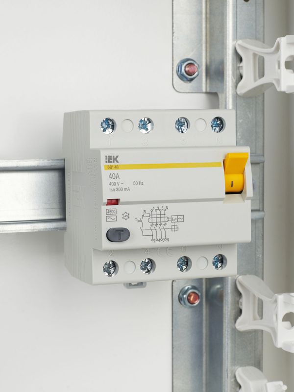 Выключатель дифференциального тока 4п 40А 300мА тип AC ВД1-63 — изображение 10