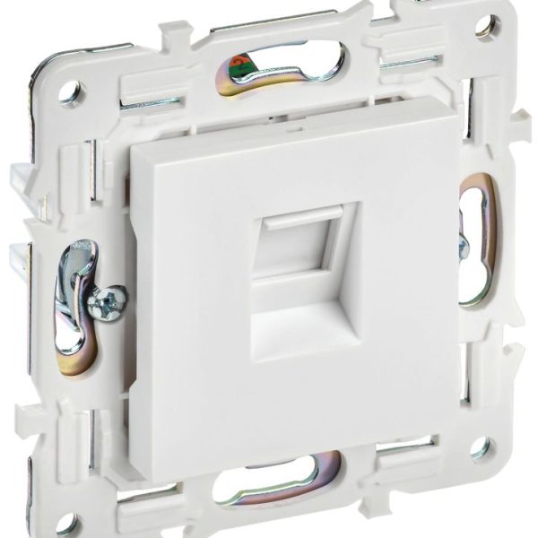 Розетка компьютерная RJ45 кат.5E SKANDY SK-K01W арктич. бел