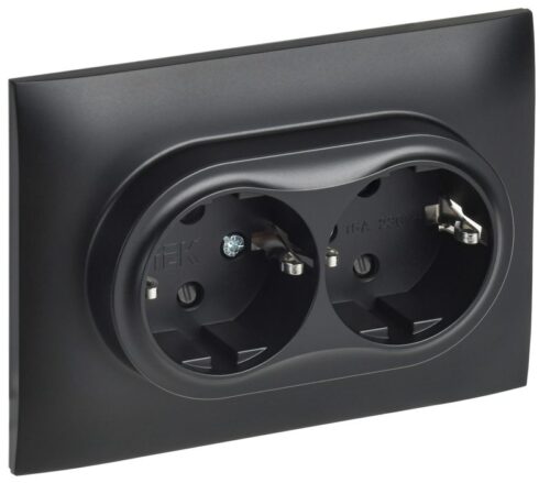 Розетка 2-м SKANDY 16А с заземл. защ. шторки в сборе SK-R07Bl черн