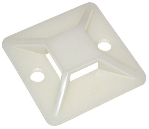 Площадка самокл. 30х30 под хомуты бел